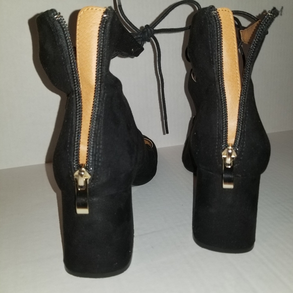 Block Heel Lace Up Shoes Size 9.5 - Picture 6 of 15